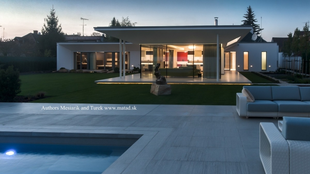Caesar Villa Privata cover creditscez bazen vecer2 20131108